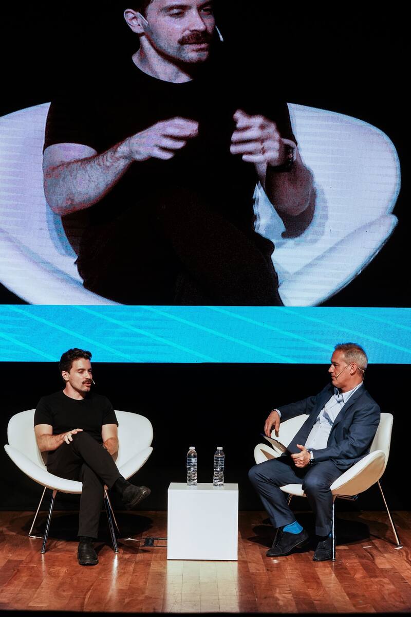 Guillermo Rauch, fundador de Vercel, junto a Ariel Arrieta, cofundador de NXTP Ventures.