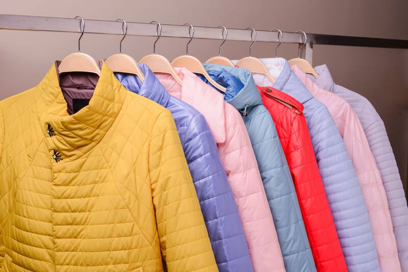 Comprar una campera cuesta, en promedio, $ 100.000