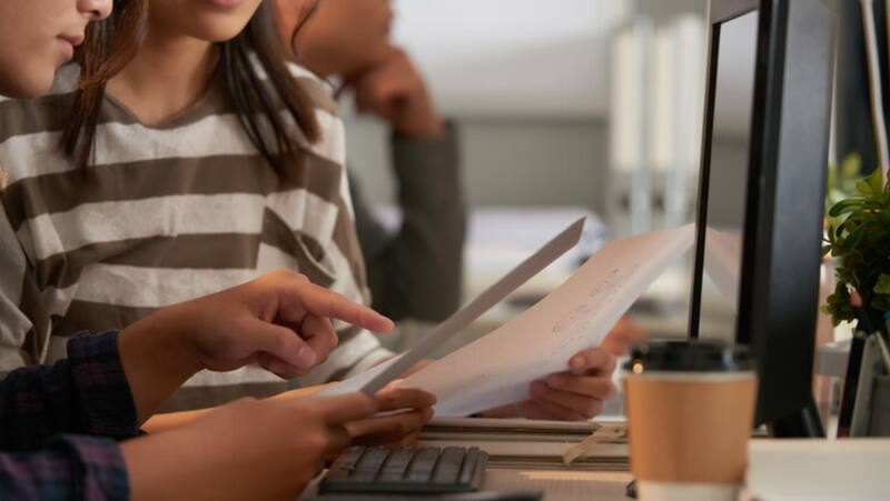 El IMCO ha revelado las cinco carreras universitarias mejores pagadas en el país. Fuente: Freepik