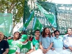 Paritaria para estatales bonaerenses: porcentaje, cuotas, revisión y cuándo cobran el aumento