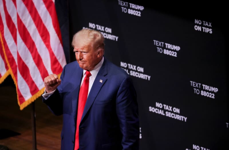 Mhoni Vidente asegura que Donald Trump realizó un pacto con el diablo para ganar las elecciones. Fuentes: Archivo