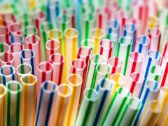 Desde hoy queda prohibido el sorbete plástico en la Ciudad: habrá severas multas