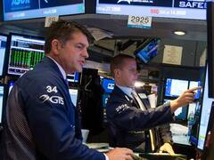 Wall Street cerró en alza a pesar de que la Fed aún no subirá las tasas de interés