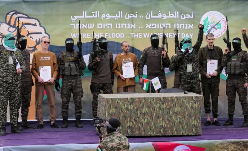 Hamas entregó los cuerpos de Shiri, Ariel y Kfir Bibas