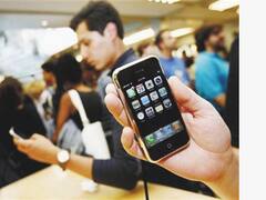 El Gobierno dice fijará “condiciones severas a las empresas de telefonía móvil