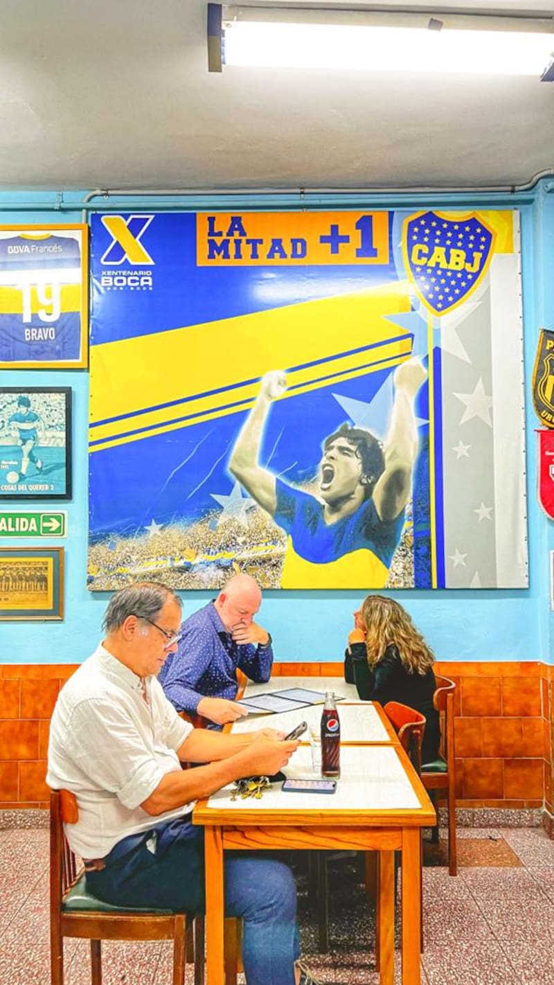 El Cuartito nació en el año 1934, en una pequeña habitación como despacho de vinos y cervezas