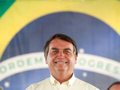 Bolsonaro a ruralistas: "Este gobierno se pone feliz cuando la gente compra armas"