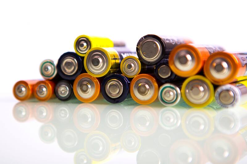 La Profeco desaprobó un famoso modelo de pilas. Foto: Archivo.