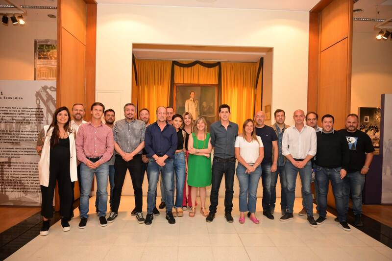 Máximo Kirchner, Martín Insaurralde, Wado de Pedro e intendentes kirchneristas en la quinta de Perón