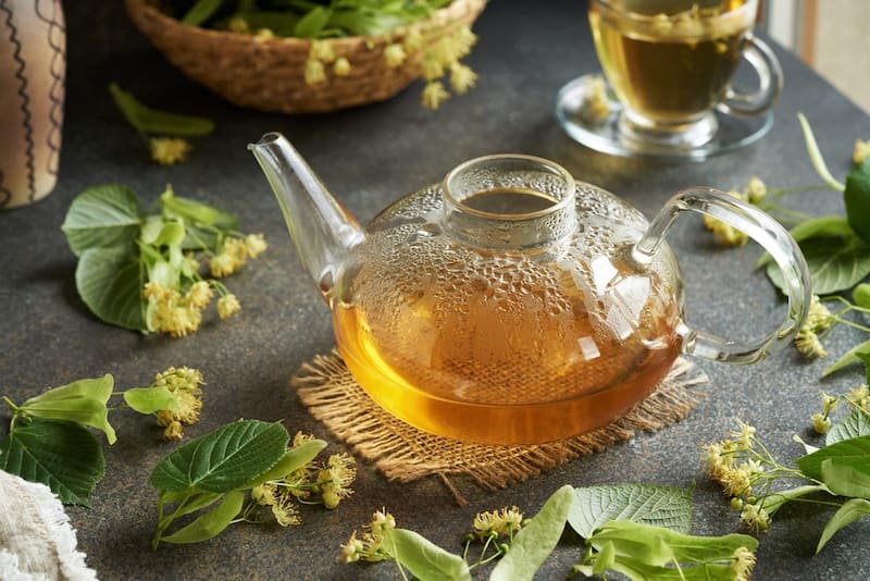 El té de tilo es una opción natural para tratar el insomnio. (Archivo)