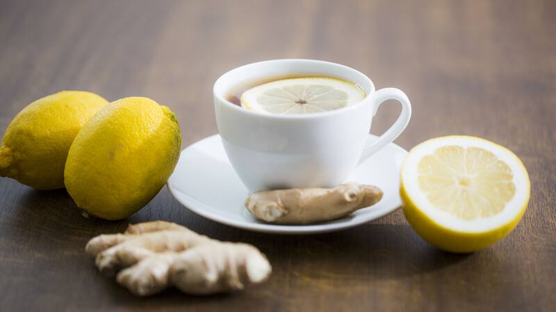 Desde la mejora digestiva hasta el alivio del dolor muscular, el jengibre es valorado por sus múltiples usos medicinales.