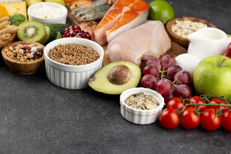 Un desequilibrio en la ingesta de proteínas y grasas en la dieta paleo podría incrementar el riesgo de enfermedades cardiovasculares y problemas renales si no se maneja adecuadamente. (Foto: Freepik)