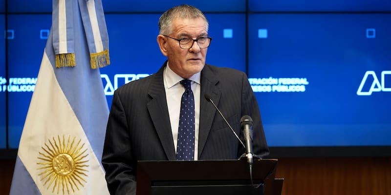 Carlos Castagneto, exdirector de la AFIP, criticó duramente al Gobierno y advirtió sobre un "corralito".
