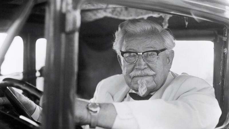 Harland Sanders salió de gira a los 66 años para vender su marca en EE.UU.