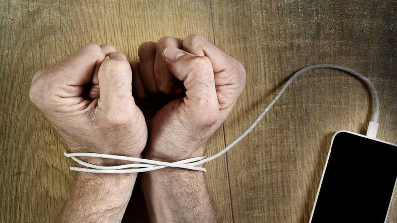 Adicción al celular.