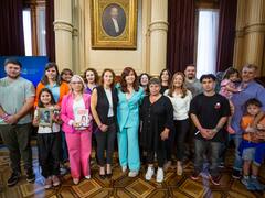 La despedida de Cristina Kirchner en el Senado, su última audiencia y el libro que recomendó