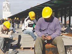 La CGT marcha al Congreso contra los despidos y amenaza frenarlos por ley