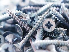 Faltan tornillos y clavos: los ferreteros denuncian menos entregas y freno parcial de obras nuevas y reformas