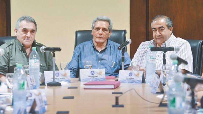 El triunvirato cegetista encabezará hoy la reunión del consejo directivo de la entidad