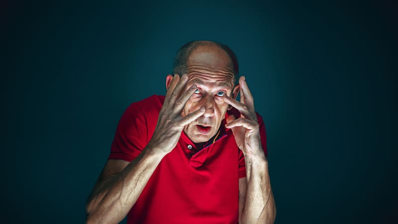 En algunas culturas, se utilizan amuletos para protegerse del mal de ojo.