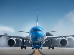El futuro de Aerolíneas Argentinas: qué quieren hacer los candidatos con la empresa estatal