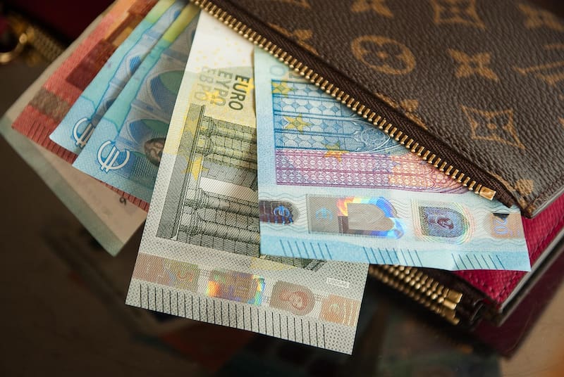 La cotización del Euro y dólar en España (Foto: Pexels).