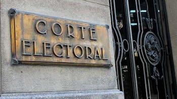 La Corte Electoral sumó un nuevo requisito para adherir a plebiscitos y otras iniciativas de la democracia directa