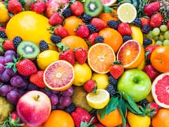 La fruta repleta de antioxidantes y vitamina C que ayuda a frenar el envejecimiento y bajar de peso