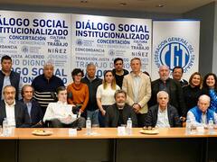 Bullrich presentó su Acuerdo Nacional de 12 puntos a Moyano y la CGT: cómo fue la reunión