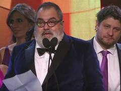 Lanata volvió a la tv en formato semanal y le apuntó a las Scholas Ocurrentes del Papa