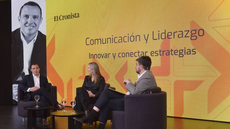 Pablo Sánchez Liste, Global Chief Marketing & Communication Officer de Puente; Soledad Bereciartua, Prensa Institucional y Relaciones Públicas de Stellantis, y Hernán de Goñi, director periodístico de El Cronista