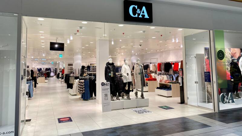 C&A tiene 1800 tiendas en el mundo.