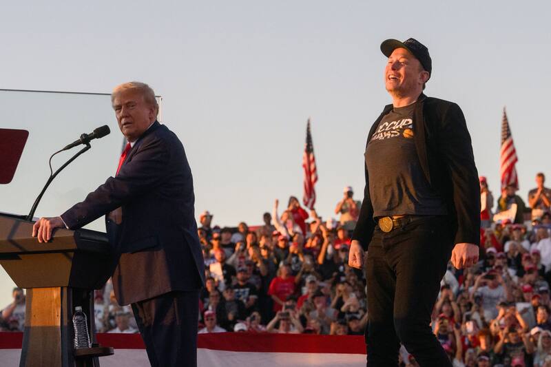 Trump y Musk defienden las agresivas reformas al gobierno federal. Fuente: Archivo.