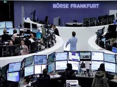 Las bolsas europeas arrancan la semana en negativo