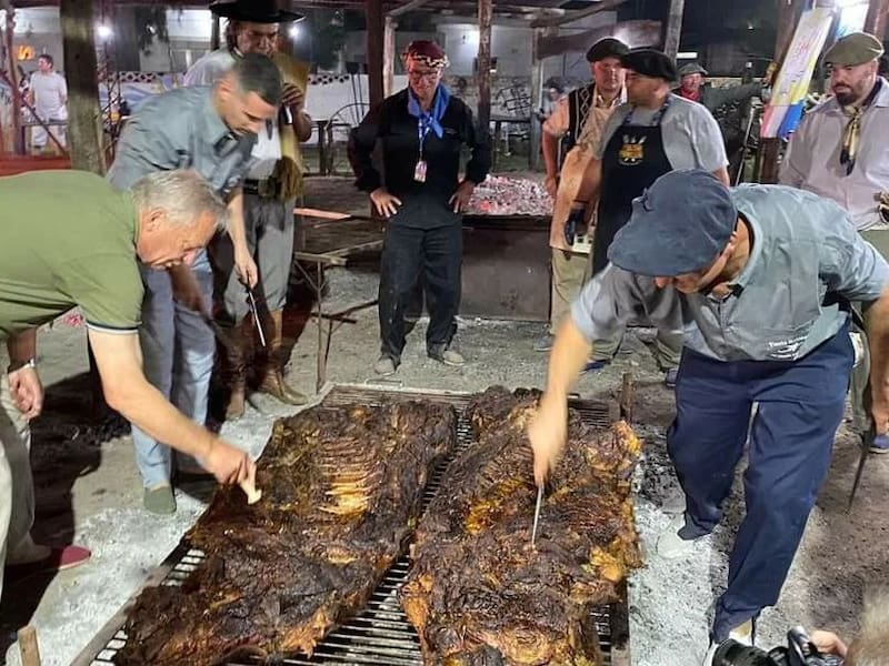 Fiesta Nacional del Asado con cuero