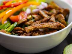 No es pescado: el alimento que protege la salud del corazón y ayuda a bajar de peso