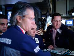 Wall Street cae tras máximo de cinco años