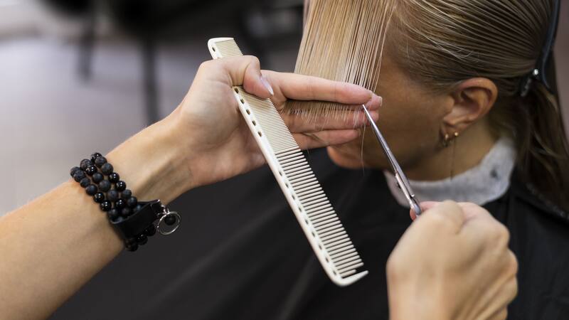 Conocé los mejores días de octubre 2024 para cortarte el pelo.