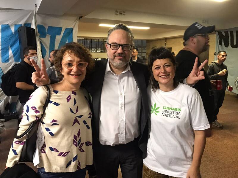 Antes de que le apuntara CFK, Kulfas convocó a un brindis a las diputadas Mara Brawer y Carolina Gaillard