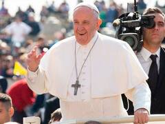 Papa Francisco: "Lo confieso, con Raúl Castro tengo una relación humana"