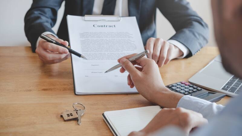 Crecen los contratos por fuera de la Ley