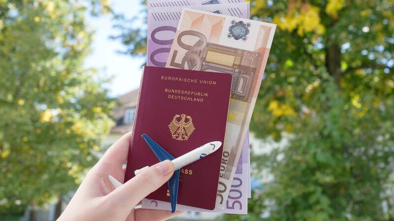 Existen días y horarios especiales para ahorrar en la compra de un billete aéreo