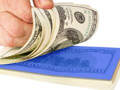 Afirman que el blue sigue siendo más rentable pese a la flexibilización del cepo