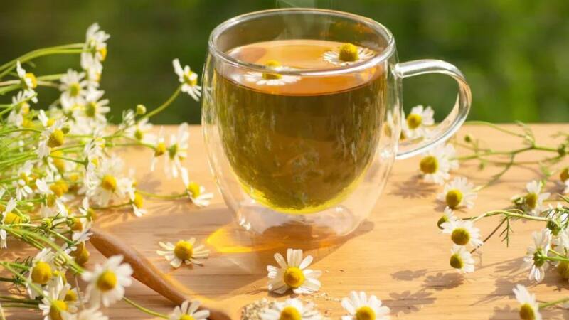El uso de infusiones naturales como solución para problemas cotidianos ha ganado popularidad.