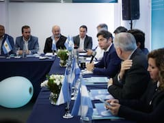 Kicillof apoyó a los intendentes frente a quienes dudan que movilicen el 26-O