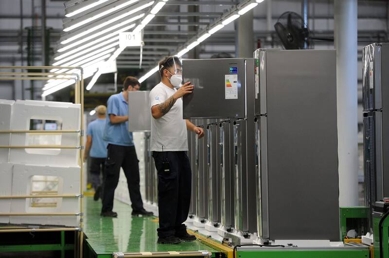 El Gobierno cree que la reducción de jornada laboral generará más empleos