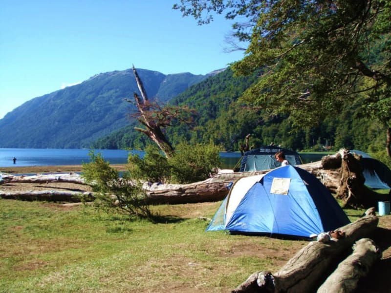 Los campings que no cobran entrada son el Villarino, el Lago Espejo y el Pichi Traful (Fuente: barilochense.com)