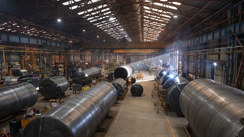 Bertotto Boglione vendía principalmente regadores para las calles de tierra, pero se reconvirtió y ahora produce de tanques subterráneos para estaciones de servicio