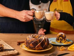 Cómo hacer un exquisito budín marmolado de naranja y chocolate: la receta económica y con pocos ingredientes