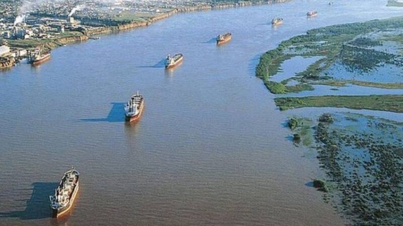 Nuestra clase dirigente debe ver un poco más allá de los pliegos y los números